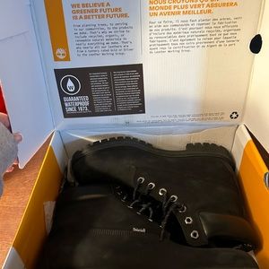 New timberland men’s size 11 premium waterproof black nubuck boots